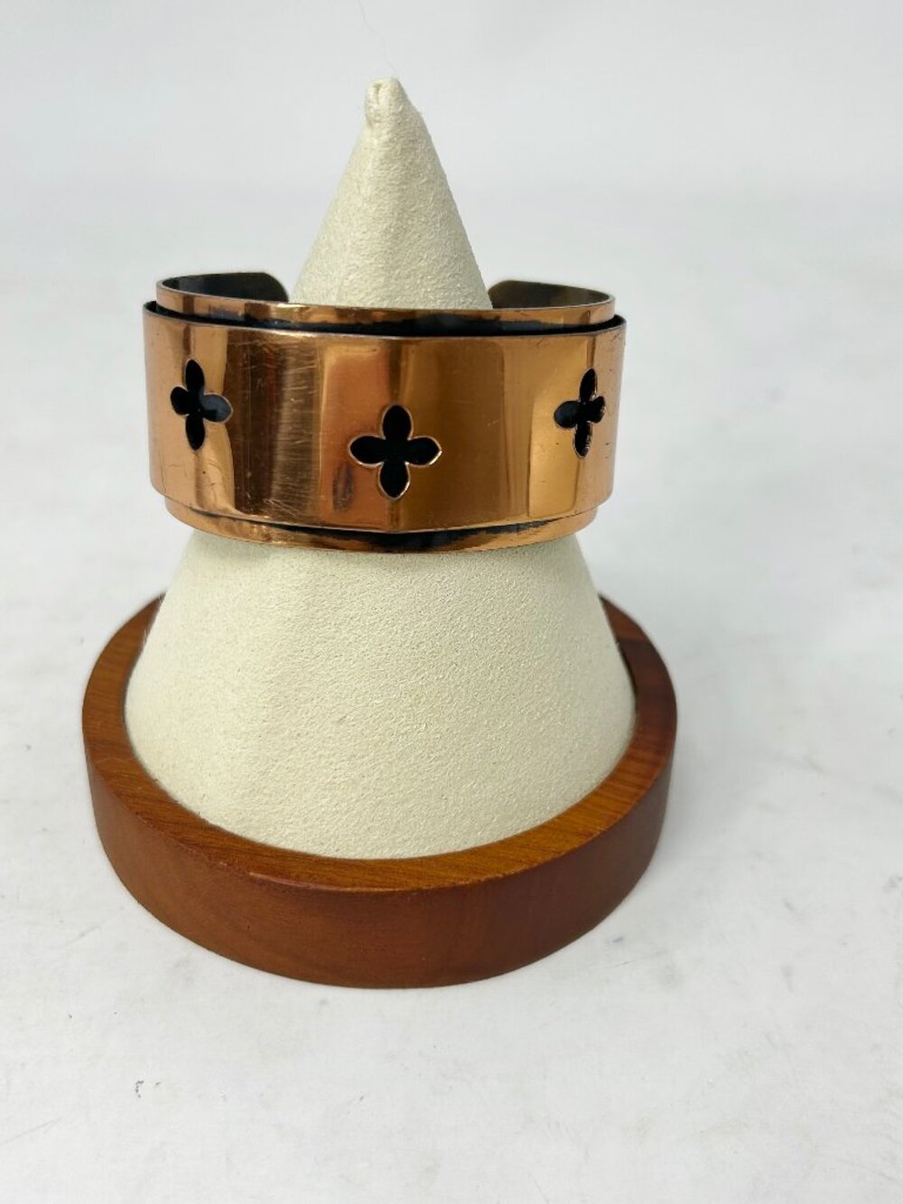Vtg MCM Copper Woman’s Bracelet sz 5.75 Cuff Layered Cut-out Flower Cross 46.7gr